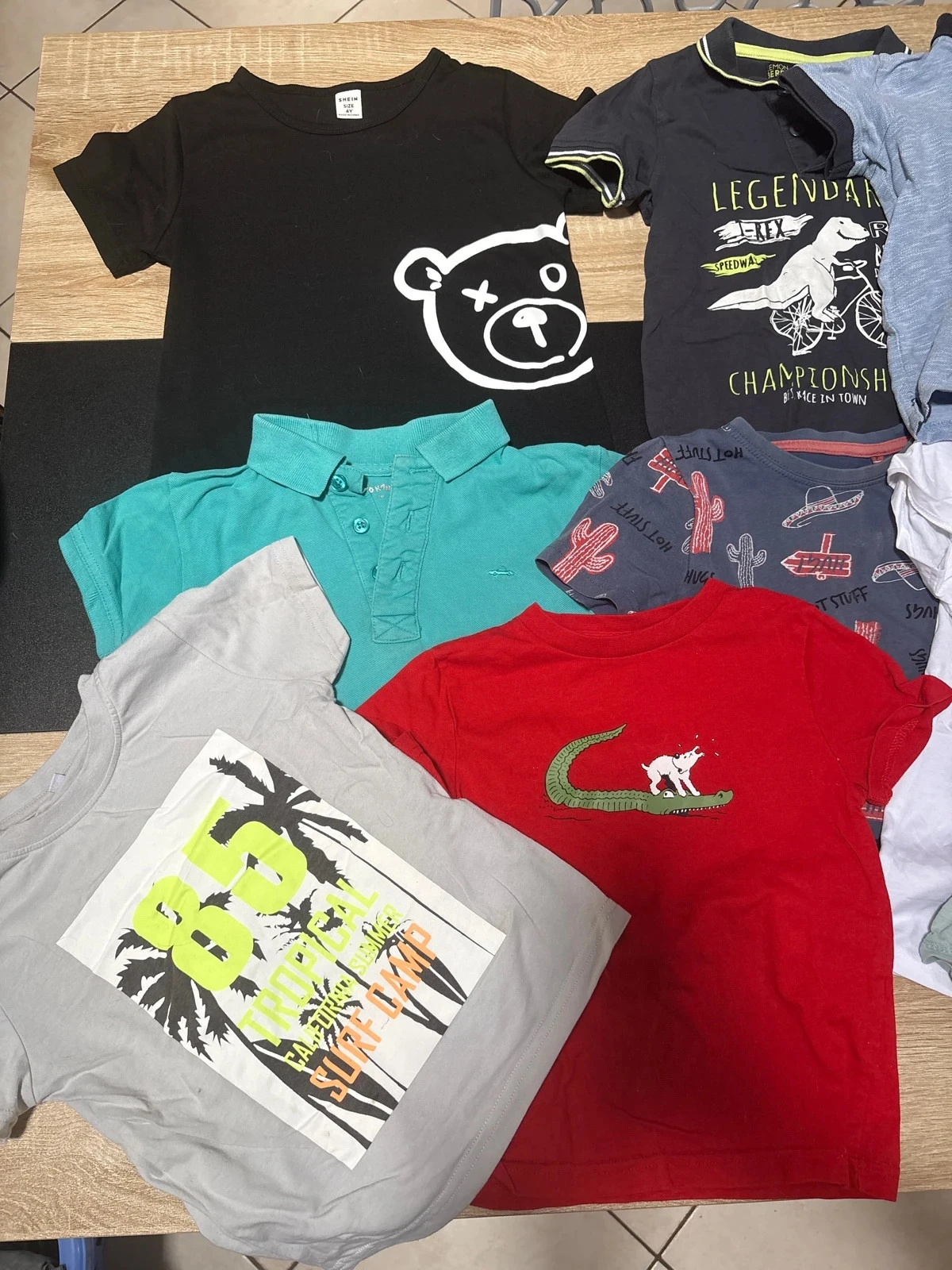 Lot de 9 T-shirts taille 4 ans – photo 2